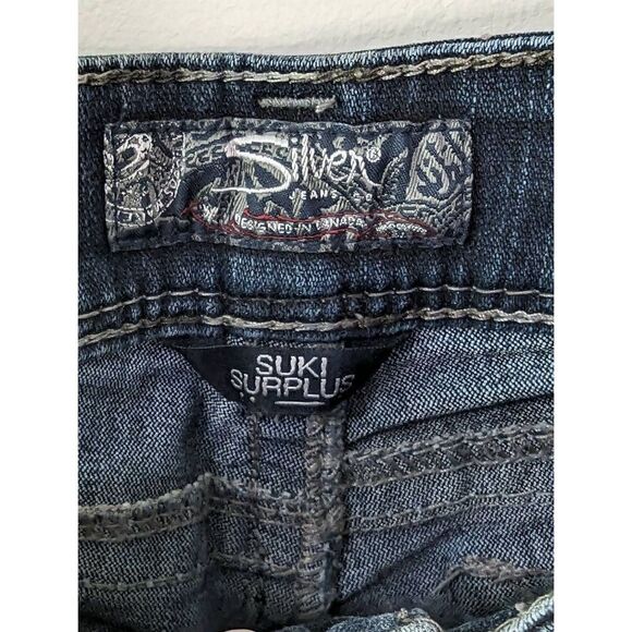 Silver Jeans Suki Surplus Mid Rise Dark Wash Bootcut Jeans - Size W28 / L30 - Picture 10 of 11